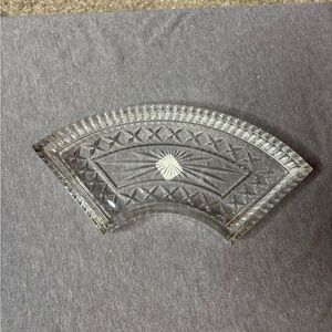 Fifth Avenue Crystal Round Piece